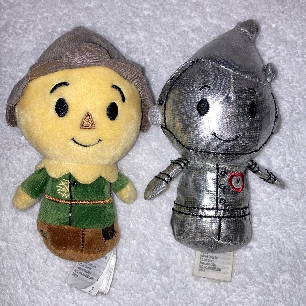 Hallmark itty bitty wizard of oz scarecrow and tin man mini plush
